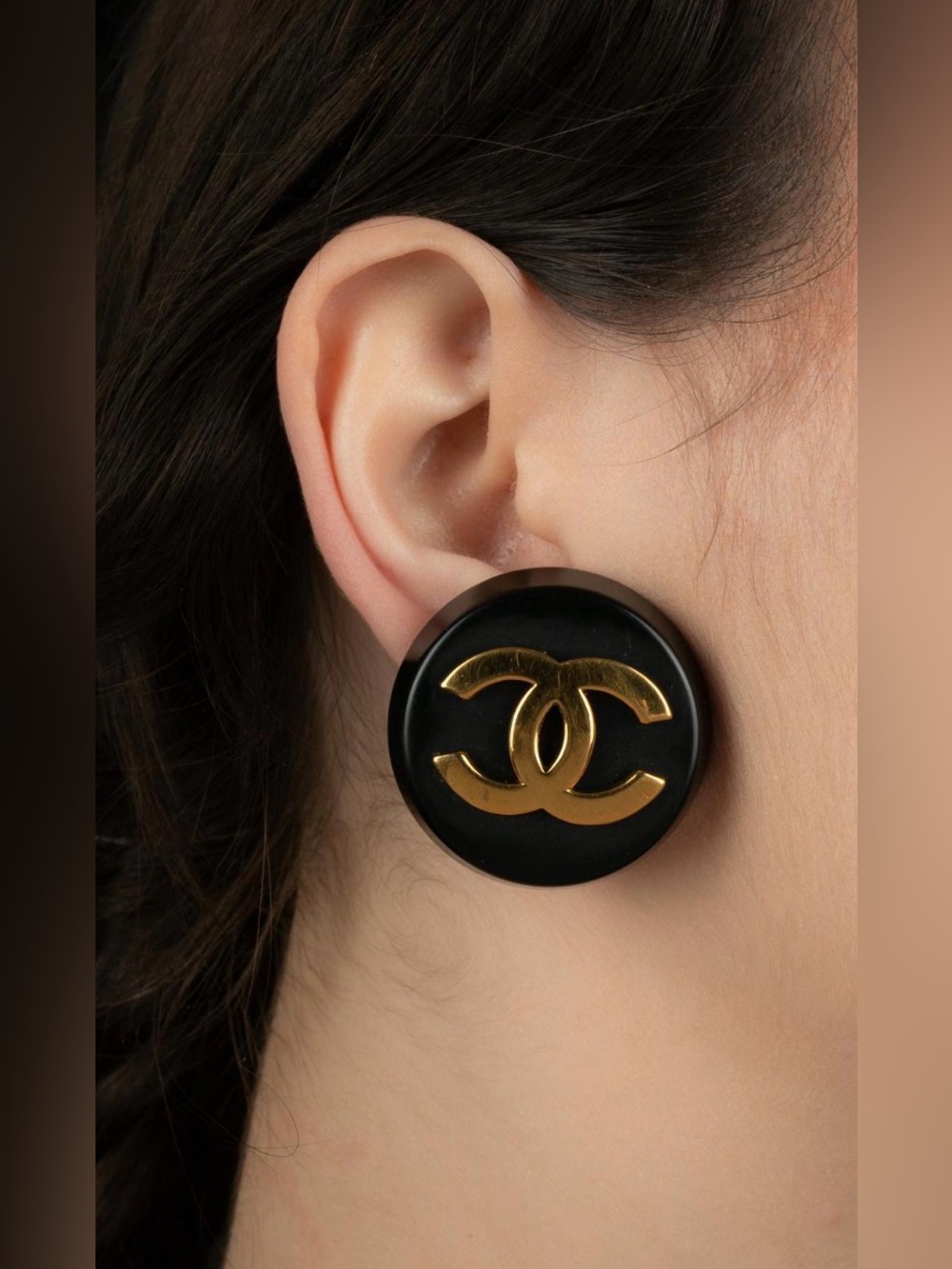 ⚫️ 🆕 CC earrings ⚫️